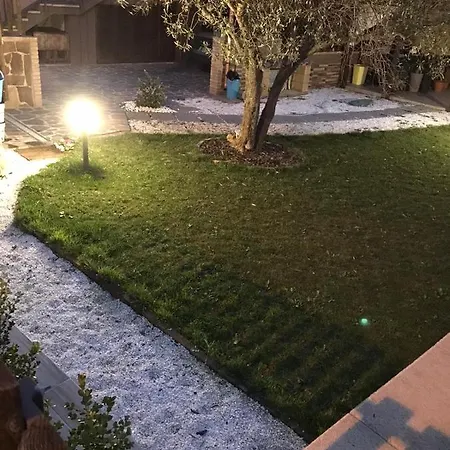 Διαμέρισμα Panorama Penthouse Con Giardino Privato *