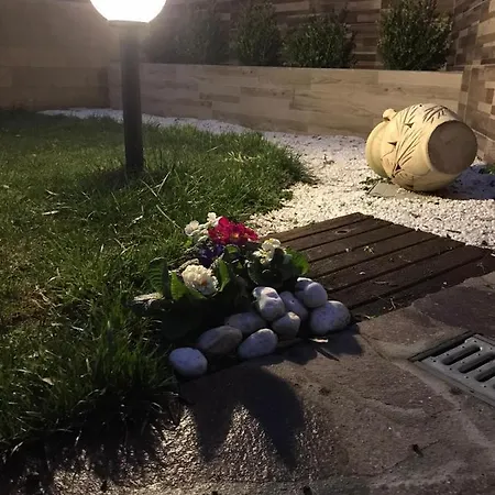 Panorama Penthouse Con Giardino Privato Διαμέρισμα *
